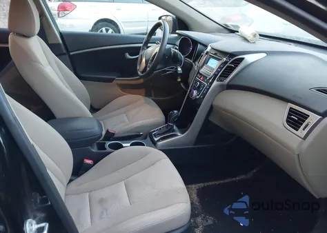 2016 Hyundai Elantra Gt z USA, uszkodzony, nr VIN KMHD35LH3GU321701